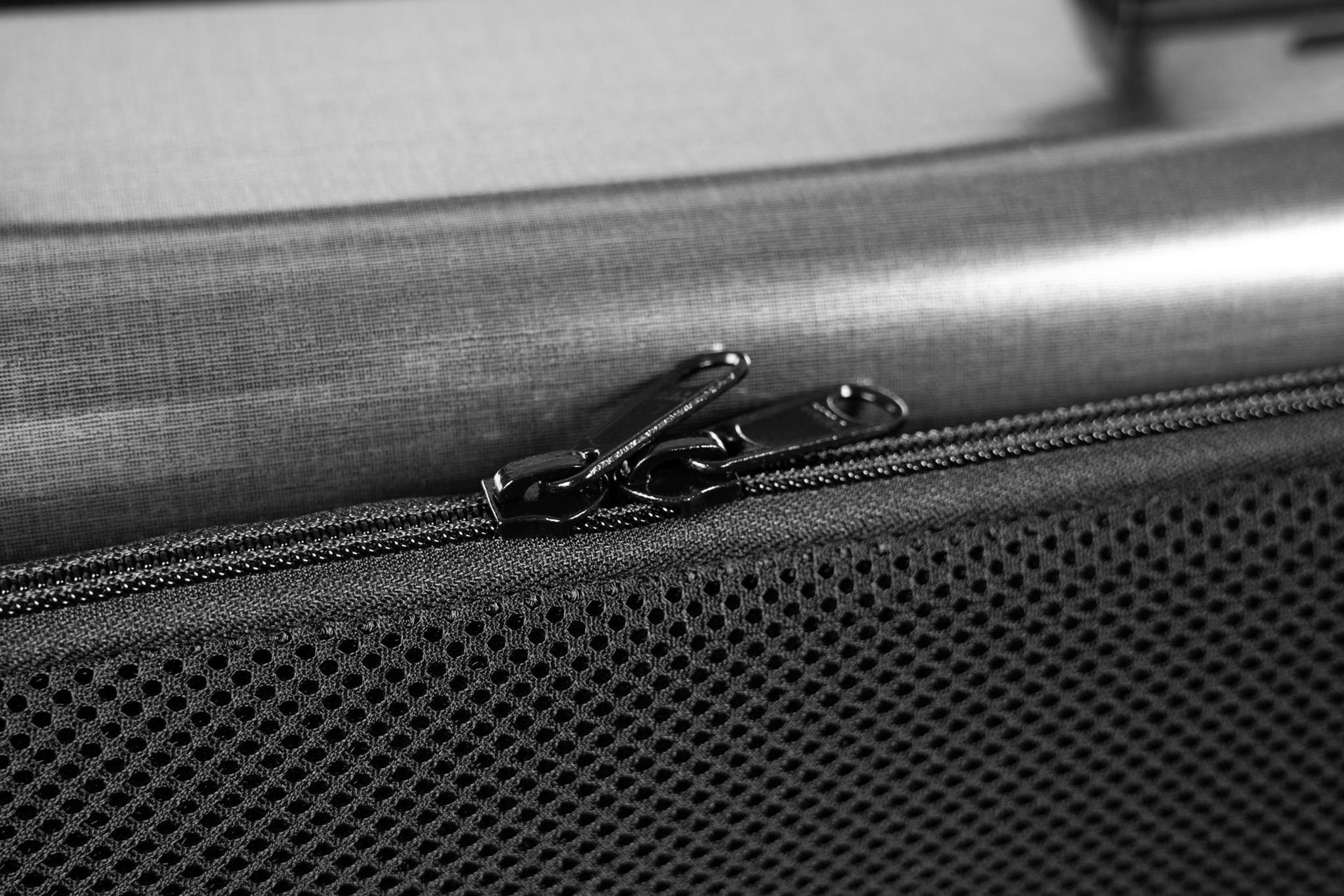 BAM Hightech Oblong Compact Silver Tweed