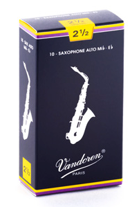 Vandoren Traditional Alto Saxophone Reeds, Strength 2.5, 10-Pack
