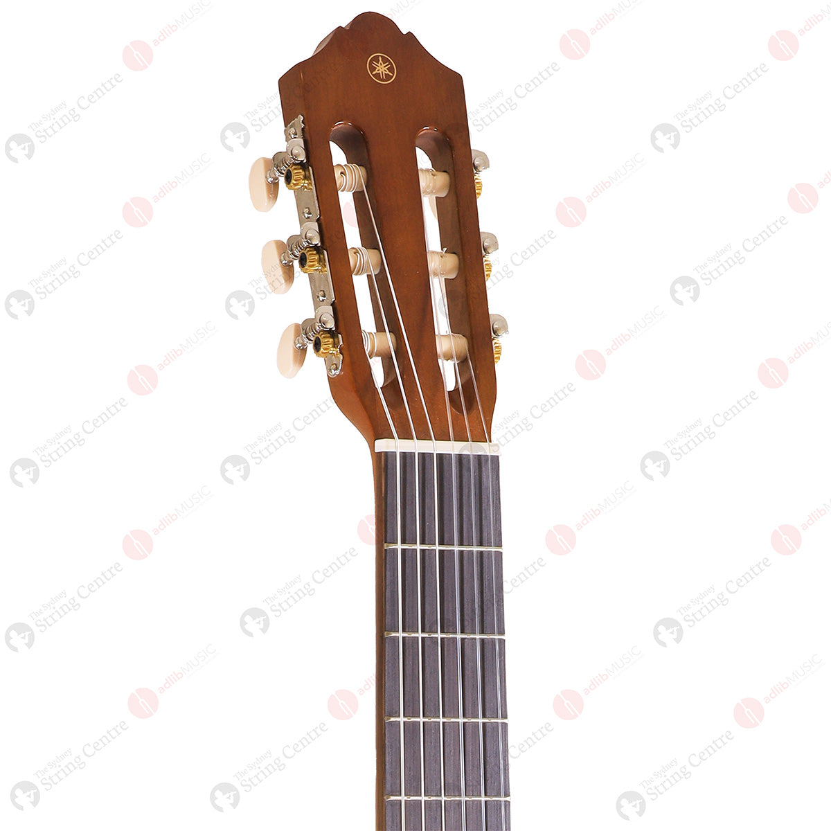 Yamaha C40 Gigmaker Classical Guitar Pack with Bag and Tuner