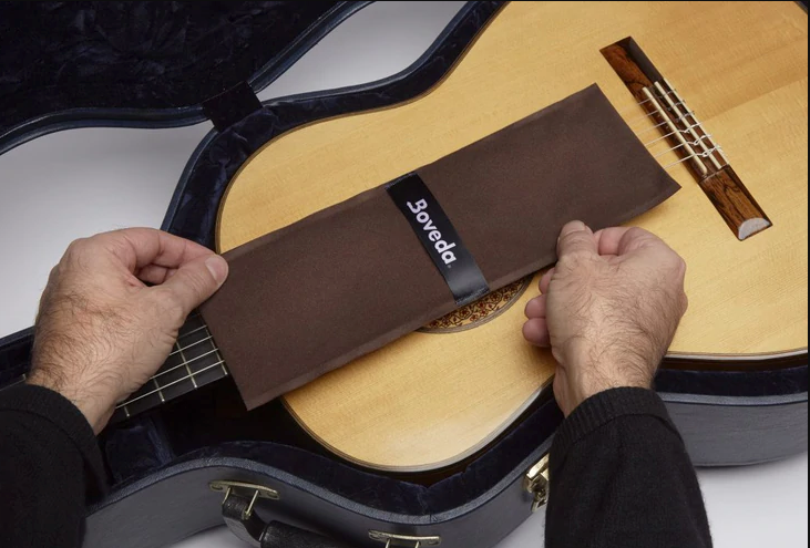 Boveda 2-Way Humidity Control Packet Holder Large for Cello/Double Bass