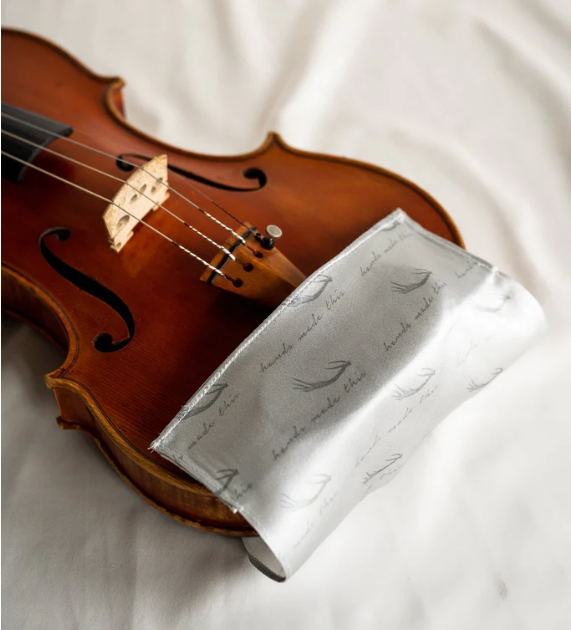 Chinrest Cover - Leatherwood Mulberry Silk, Light Grey