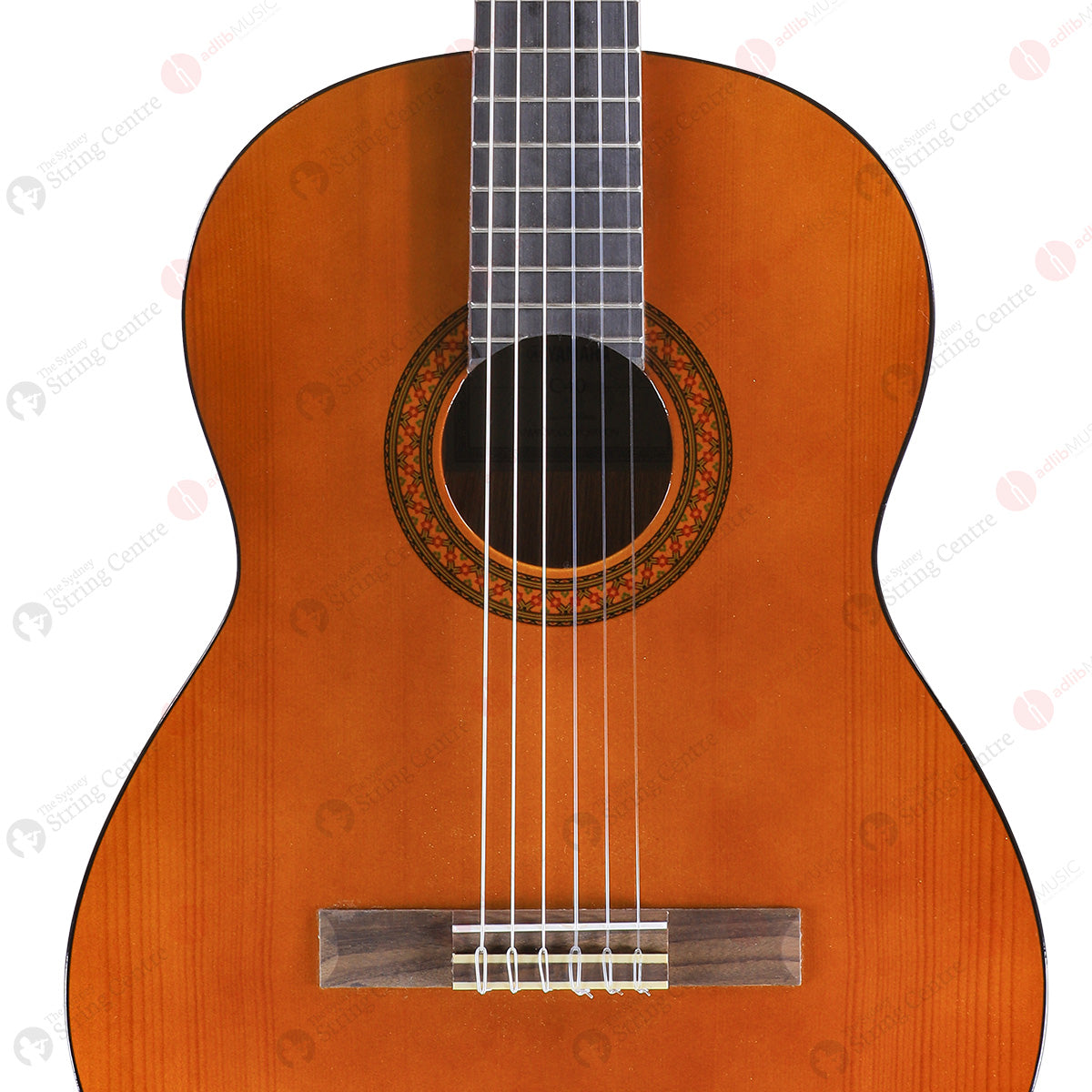 Yamaha C40 Gigmaker Classical Guitar Pack with Bag and Tuner