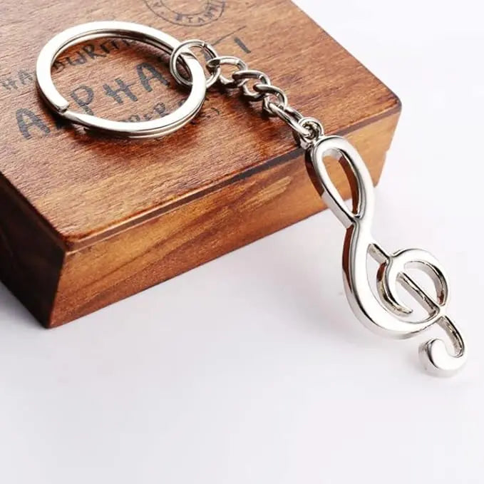 Metal Treble Clef Keyring Silver