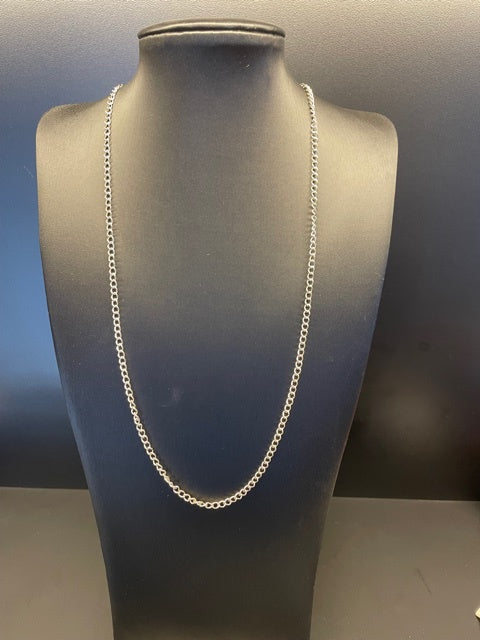 Silver Necklace with a Link Chain.