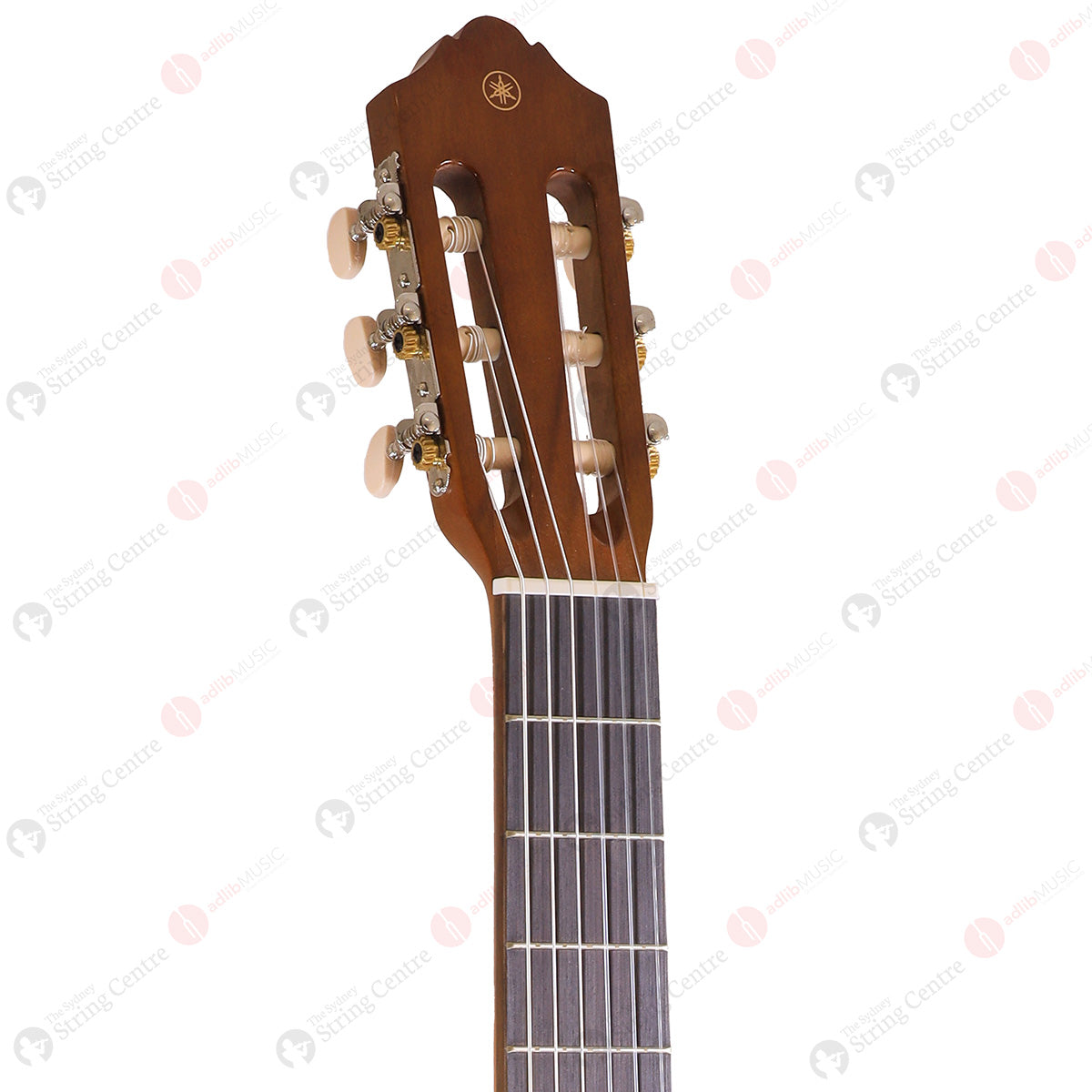 Yamaha C40 Gigmaker Classical Guitar Pack with Bag and Tuner